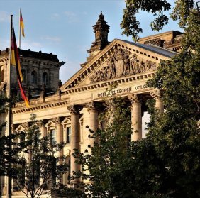 Vers un retour du service militaire : l'Allemagne rétablit la conscription médicale