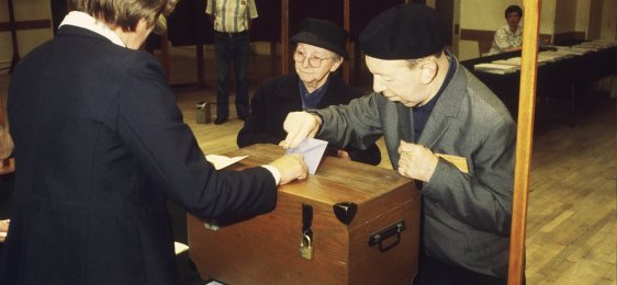 Élections de 1984 : démocratie européenne à l'épreuve