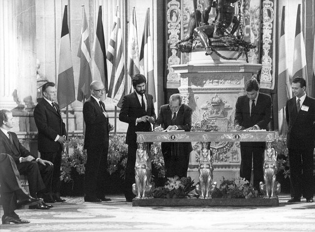 Il y a vingt ans : l'Espagne et le Portugal dans l'Europe ...