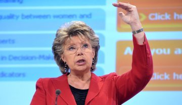 Viviane Reding: Wir können uns den Luxus Defätismus nicht mehr leisten