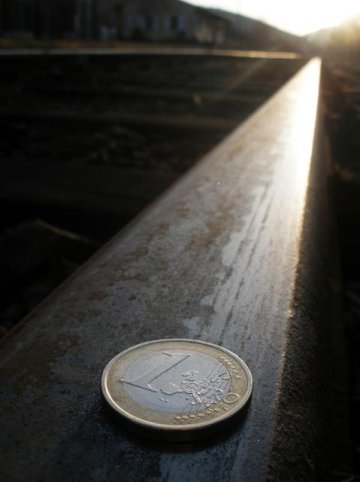 Euro-zone crisis : a first step !