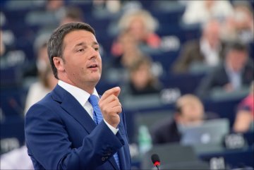 Nouveau séisme en Italie : Matteo Renzi quitte le palais Chigi 