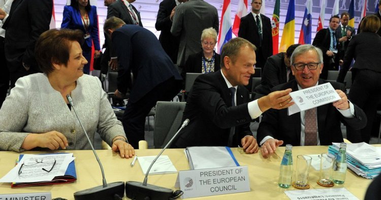 Rire de l'absurde protocole des sommets européens