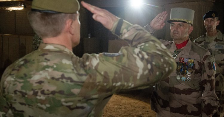 Takuba : une force d'intervention comme pointe du sabre européen