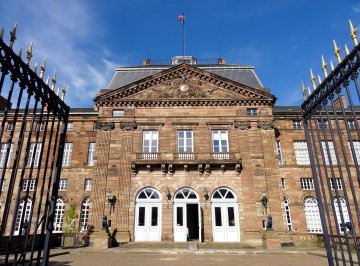 Académie Louise Weiss : fédéralisme, féminisme et pacifisme face aux impérialismes et aux nationalismes