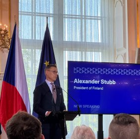 L'exercice d'équilibriste d'Alexander Stubb : préserver le lien transatlantique tout en renforçant l'Union européenne