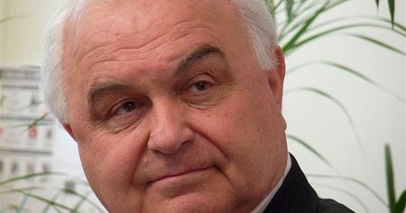 Le MoDem veut consolider le budget européen par une taxe carbone