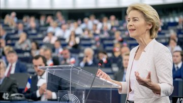 Neue Übersetzung : Towards a Feminist Europe : European feminist foreign policy beyond the halls of power