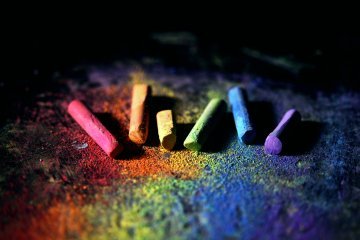 Fuga e resistenza della comunità LGBTQ+ ucraina