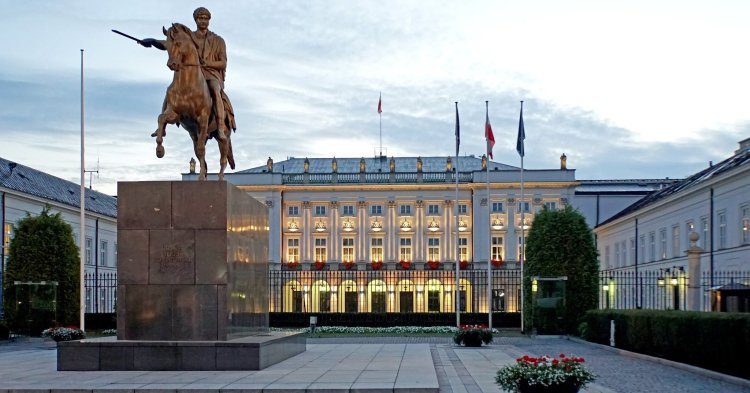 Wybierać czy nie wybierać? Demokracja w czasach zarazy