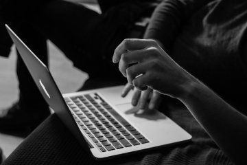 Nouvelles technologies : piliers et menaces à une démocratie participative européenne