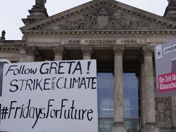 NASCE DAI GIOVANI UN MOVIMENTO COSMOPOLITA CONTRO IL RISCALDAMENTO GLOBALE 