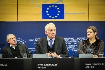 Jean-Marie Cavada : „Es gibt keinen Fortschritt bei der steuerlichen und sozialen Gleichheit in Europa“