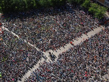 Democracy Under Question : riflessioni sulla democrazia nel 21° secolo