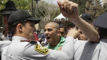 Eurovision 2012: Pro-democracy campaigners arrested in Baku as song contest begins