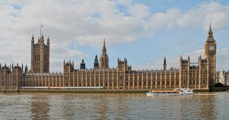 Translation: British elections : what the candidates are running for