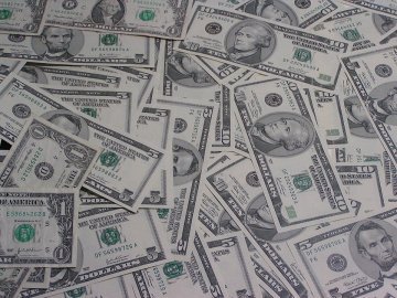 The US Dollar and the Slow Death of American Hegemony