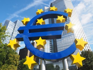 Tra BCE e bilancio Ue