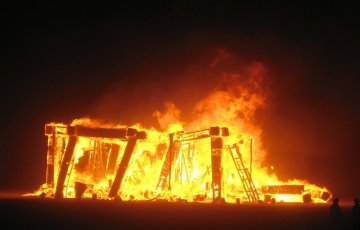 Montée du Front national : « Notre maison commune brûle et nous regardons ailleurs ! »