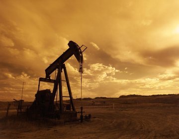Europe's addiction to Russia's gas : Why and how the EU must use this moment to invest in renewable energy