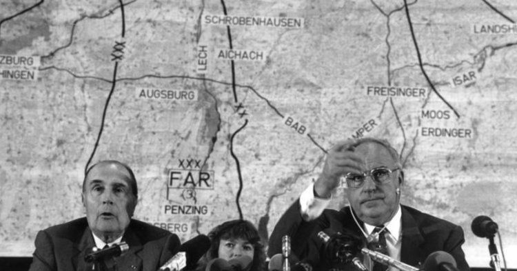 Die deutsche Wiedervereinigung - ein Missverständnis zwischen Kohl und Mitterrand 