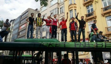 « Sur la place Taksim pour dire NON à l'atteinte aux libertés »