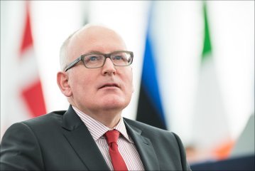 Gastbeitrag von Frans Timmermans : Fordern wir 2017 unsere Zukunft zurück