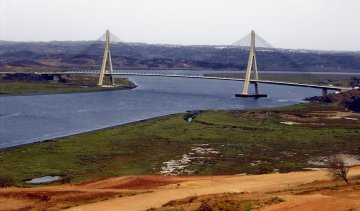 Spanien und Portugal : seit 30 Jahren in der EU - eine gemischte Bilanz