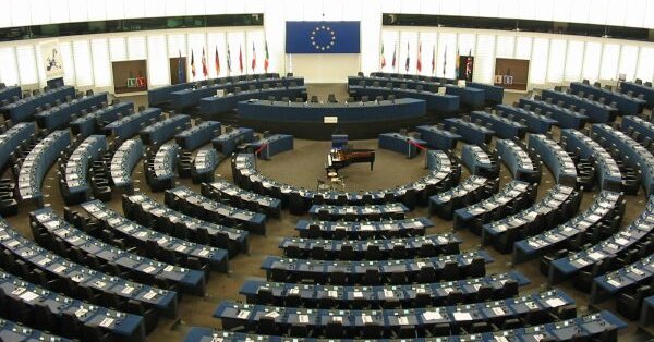 Un nouveau parti extrémiste au Parlement européen
