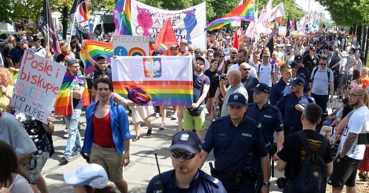 Am Ende des Regenbogens: “LGBT-ideologiefreie Zonen” in Polen