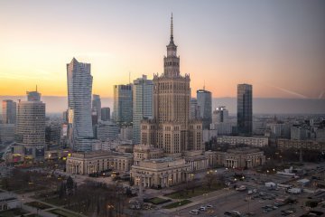 Dall'allarme di Freedom House alla sentenza della Corte costituzionale polacca : la crisi della democrazia