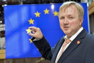 Einzelkämpfer im EU-Parlament: Arne Gericke (Familienpartei) 