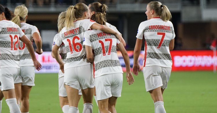 Aurora Leone, le football féminin et l'ignorance des institutions : est-ce que les filles vont bien ?