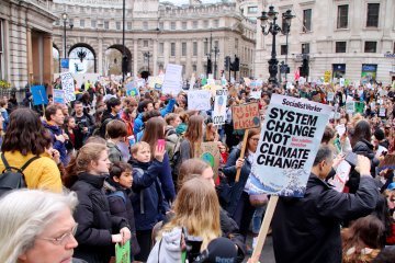 Les contradictions de la politique environnementale qui, en l'état actuel, n'a pas d'avenir 