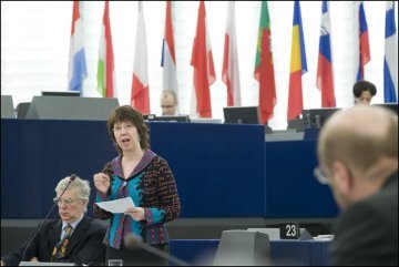 Europäischer Auswärtiges Dienst : noch viel zu national ! 