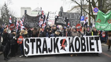 Polskie czarne dni – Piątkowy protest dla praw kobiet