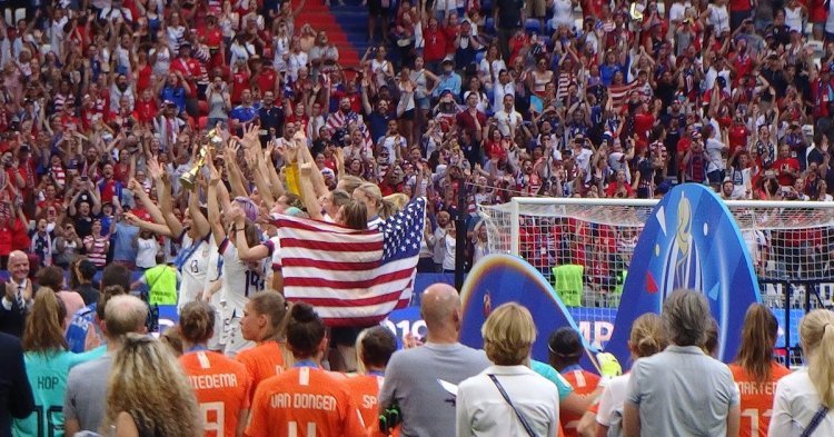 Football féminin au sein de l'Union européenne : la chute ou l'envol ?