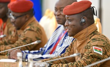 Zwischen Putsch und Patriotismus