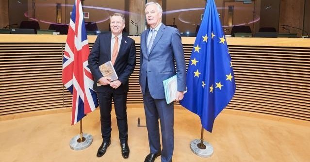 Brexit : les négociations confinées