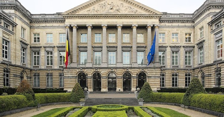Rethinking Belgian Federalism: Regional Divides and National Implications