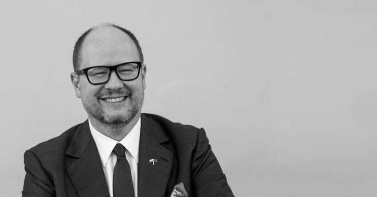 En mémoire de Paweł Adamowicz, Maire de Gdańsk ouvert au monde