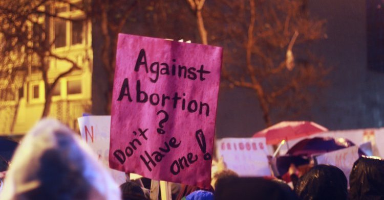 Italia: dove l'aborto legale non garantisce un aborto accessibile