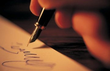Editorial : The European External Action Service