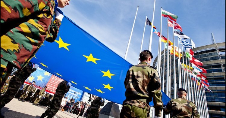 Union européenne de défense – sous les couleurs de l'Europe