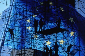 L'Europe a-t-elle raison de douter ou est-ce une autocritique injustifiée ?