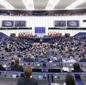 Entre repli national et saut fédéral : les réactions des groupes politiques au discours sur l'état de l'Union 