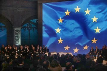 Scenari futuri dell'unione : andare oltre la riforma dei Trattati ?