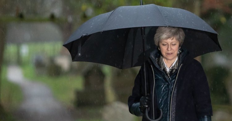 Theresa May tenuta in scacco alla Camera dei Comuni: Quale seguito per la Brexit?