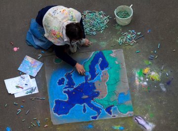 The European Citizens'Initiative : from a long claim to a wonderful opportunity !