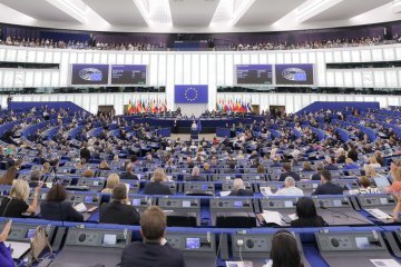 Entre repli national et saut fédéral : les réactions des groupes politiques au discours sur l'état de l'Union 